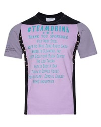 hellviolettes bedrucktes T-Shirt mit einem Rundhalsausschnitt von Marine Serre