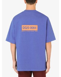 hellviolettes bedrucktes T-Shirt mit einem Rundhalsausschnitt von Dolce & Gabbana