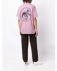 hellviolettes bedrucktes T-Shirt mit einem Rundhalsausschnitt von Stussy