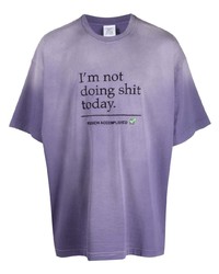 hellviolettes bedrucktes T-Shirt mit einem Rundhalsausschnitt von Vetements