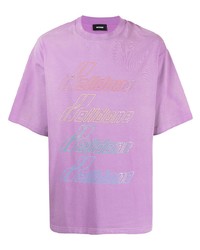 hellviolettes bedrucktes T-Shirt mit einem Rundhalsausschnitt von We11done