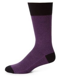 lila bedruckte Socken