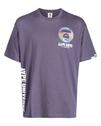 lila bedrucktes T-Shirt mit einem Rundhalsausschnitt von AAPE BY A BATHING APE