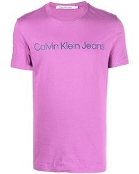 lila bedrucktes T-Shirt mit einem Rundhalsausschnitt von Calvin Klein