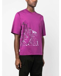 lila bedrucktes T-Shirt mit einem Rundhalsausschnitt von Stone Island Shadow Project