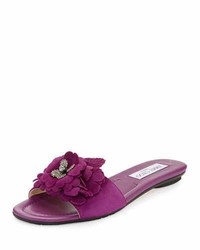 lila flache Sandalen aus Wildleder