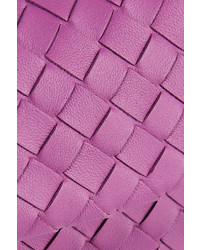 lila Leder Clutch von Bottega Veneta