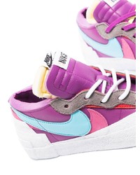 lila niedrige Sneakers von Nike