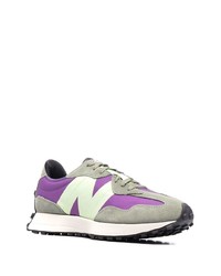 lila Sportschuhe von New Balance