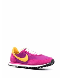 lila Sportschuhe von Nike