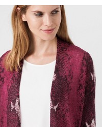 lila Strickjacke mit einer offenen Front von Brax