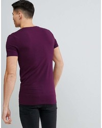 lila T-Shirt mit einem Rundhalsausschnitt von Asos