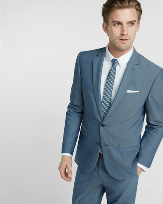 Dunkelgrüne bedruckte Krawatte kombinieren – 199 Herren Outfits: Vereinigen Sie einen dunkeltürkisen Anzug mit einer dunkelgrünen bedruckten Krawatte für eine klassischen und verfeinerte Silhouette.