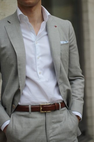 30 Jährige: Welche Langarmhemden mit beige Anzuges zu tragen – 44 Herren Outfits: Entscheiden Sie sich für einen beige Anzug und ein Langarmhemd für einen stilvollen, eleganten Look.