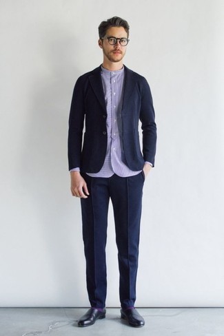 Wie Anzug mit Langarmhemdes zu kombinieren – 193 Elegante Herren Outfits: Kombinieren Sie einen Anzug mit einem Langarmhemd, um vor Klasse und Perfektion zu strotzen. Schwarze Leder Slipper sind eine kluge Wahl, um dieses Outfit zu vervollständigen.