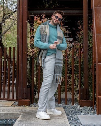 Türkisen Pullover mit einem Rundhalsausschnitt kombinieren – 129 Herren Outfits