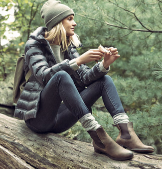 20 Jährige: Rucksack kombinieren – 5 Winter Damen Outfits
