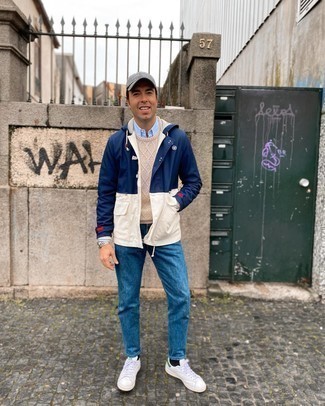 40 Jährige: Hellbeige Strickpullover kombinieren – 9 Herren Outfits