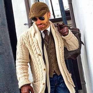 Welche Westen mit hellbeige Strickjacke zu tragen – 10 Herren Outfits