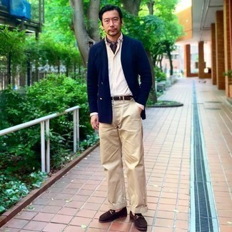 Welche Businesshemden mit hellbeige Chinohose zu tragen – 634+ Herren Outfits
