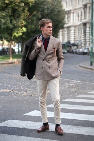Welche Businesshemden mit hellbeige Chinohose zu tragen – 634+ Herren Outfits