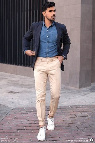 Welche Businesshemden mit hellbeige Chinohose zu tragen – 634+ Herren Outfits