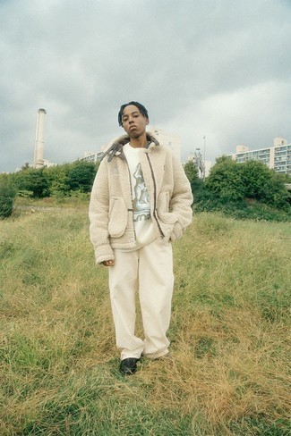 Teenager: Hellbeige Chinohose kombinieren – 17 Smart-Casual Frühling Herren Outfits