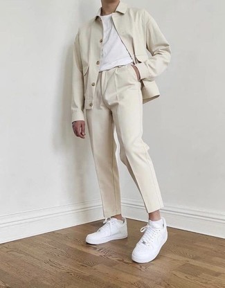 20 Jährige: Welche Shirtjacken mit hellbeige Chinohose zu tragen – 133 Herren Outfits