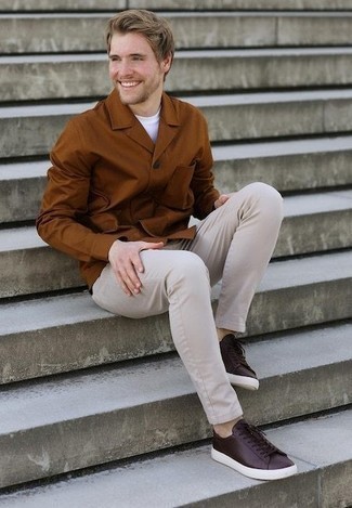 20 Jährige: Welche Shirtjacken mit hellbeige Chinohose zu tragen – 133 Herren Outfits