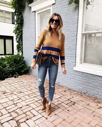 Hellbeige Pullover mit einem Rundhalsausschnitt kombinieren – 182 Damen Outfits
