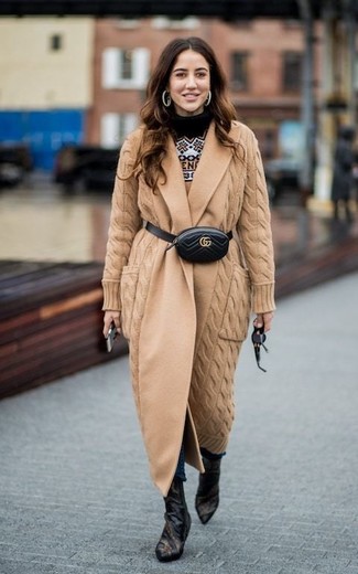 Hellbeige Pullover mit einem Rundhalsausschnitt kombinieren – 182 Damen Outfits