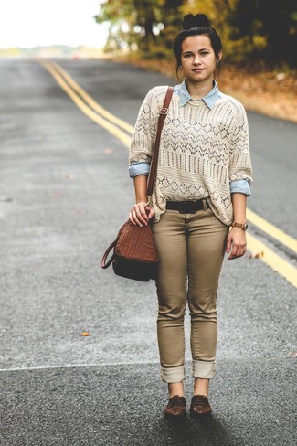 Hellbeige Pullover mit einem Rundhalsausschnitt kombinieren – 182 Damen Outfits