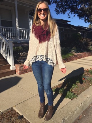 Hellbeige Pullover mit einem Rundhalsausschnitt kombinieren – 182 Damen Outfits