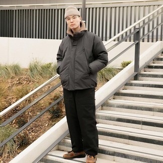 Welche Daunenjacken mit hellbeige Pullovers mit einem Kapuze zu tragen – 15 Herren Outfits