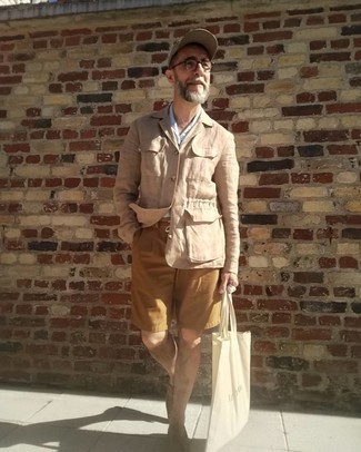 Hellbeige Baseballkappe mit Hahnentritt-Muster kombinieren – 4 Smart-Casual Sommer Herren Outfits