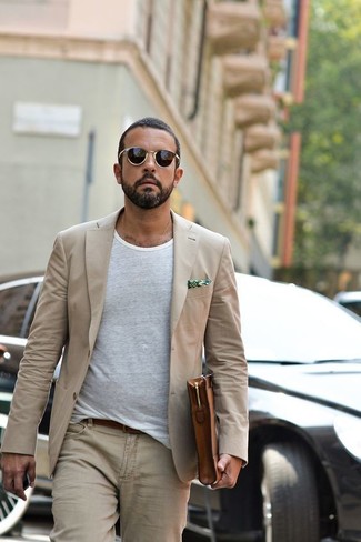 Welche Sakkos mit hellbeige Jeans zu tragen – 74 Herren Outfits