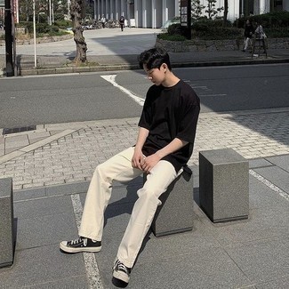 Hellbeige Jeans kombinieren – 43 Herren Outfits heiß Wetter