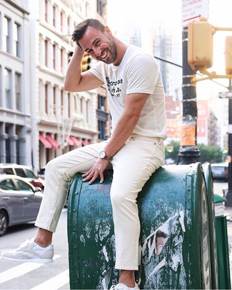 Hellbeige Jeans kombinieren – 8 Lässige Herren Outfits heiß Wetter
