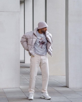 Hellbeige Jeans kombinieren – 65 Herren Outfits kalt Wetter