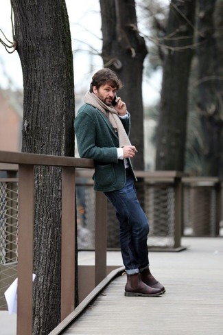 Hellbeige Strick Schal kombinieren – 12 Herren Outfits