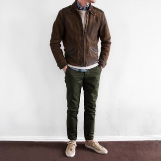 Welche Sweatshirts mit hellbeige niedriger Sneakers zu tragen – 34 Herren Outfits