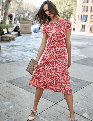 Welche Midikleider mit hellbeige Pumps zu tragen – 19 Damen Outfits