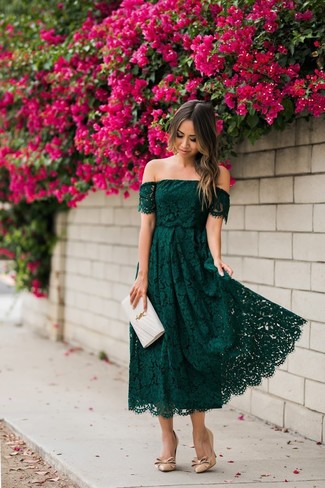 Welche Midikleider mit hellbeige Pumps zu tragen – 19 Damen Outfits
