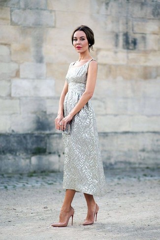 Welche Midikleider mit hellbeige Pumps zu tragen – 19 Damen Outfits