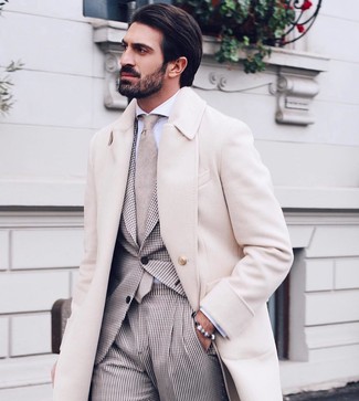 Hellbeige Anzug kombinieren – 46 Herren Outfits kalt Wetter