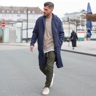 Hellbeige Sweatshirts kombinieren – 161 Herren Outfits