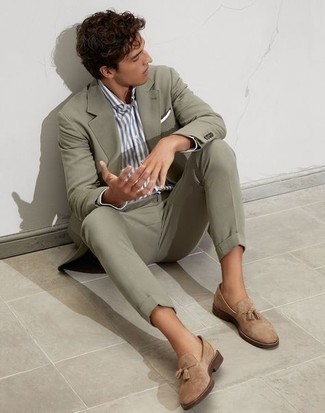 Welche Anzüge mit hellbeige Slipper mit Quasten zu tragen – 47 Herren Outfits