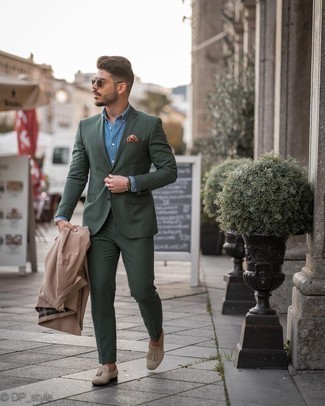 Welche Anzüge mit hellbeige Slipper mit Quasten zu tragen – 47 Herren Outfits