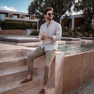 Hellbeige vertikal gestreiftes Langarmhemd kombinieren – 55 Herren Outfits