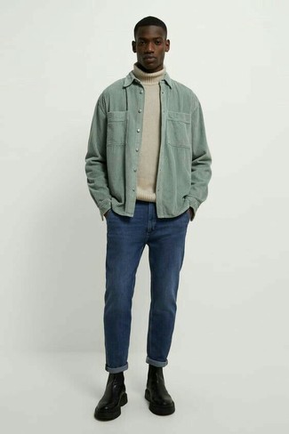 Wie hellbeige Wollrollkragenpullover mit dunkelblauer Jeans zu kombinieren – 27 Herren Outfits